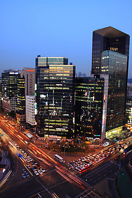 JPG 도로 백그라운드 야경 조명 한국 사람없음 야외 건물 빛 도시풍경 도시 건축물 아시아 길 교통시설 풍경 야간 파일형식 풍경_경치