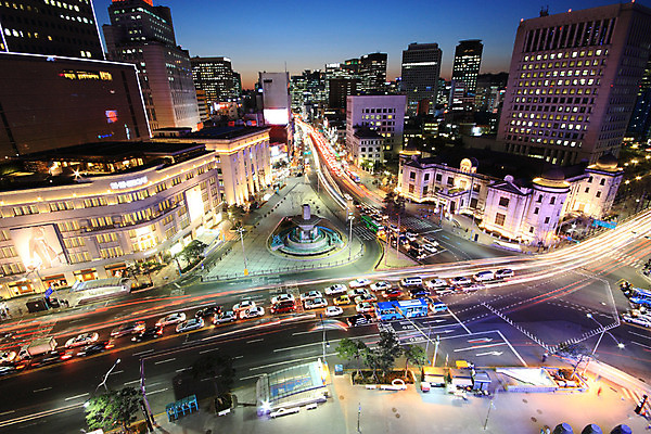 JPG 도로 백그라운드 야경 자동차 조명 한국 사람없음 야외 건물 빛 도시풍경 도시 명동 건축물 아시아 길 육상교통 교통시설 풍경 야간 중구 파일형식 풍경_경치