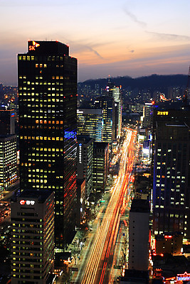 JPG 도로 백그라운드 야경 조명 한국 사람없음 야외 건물 빛 도시풍경 도시 건축물 아시아 길 교통시설 풍경 야간 파일형식 풍경_경치