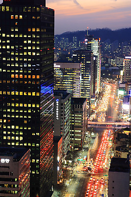 JPG 도로 백그라운드 야경 조명 한국 사람없음 야외 건물 빛 도시풍경 도시 건축물 아시아 길 교통시설 풍경 야간 파일형식 풍경_경치