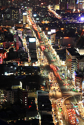 JPG 도로 백그라운드 야경 조명 한국 사람없음 야외 건물 빛 도시풍경 도시 건축물 아시아 길 교통시설 풍경 야간 파일형식 풍경_경치