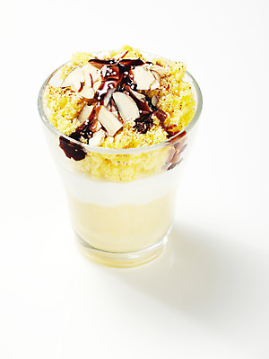 포토 JPG 스튜디오촬영 그릇 음식 디저트 여름음식 사람없음 용기 시럽 아몬드 빙수 파르페 제철음식 국내포토 식기 실내 견과류 제철 파일형식 여름_계절