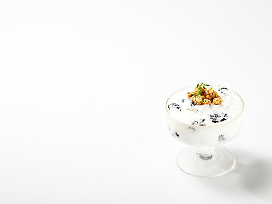 포토 JPG 스튜디오촬영 그릇 음식 아이스크림 디저트 여름음식 사람없음 과자 용기 시리얼 빙수 파르페 제철음식 국내포토 식기 실내 제철 파일형식 여름_계절