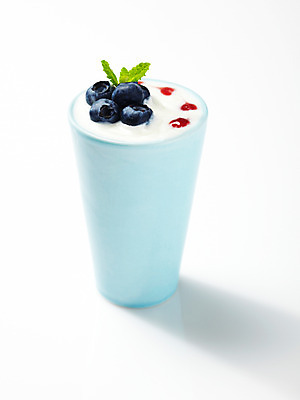 포토 JPG 스튜디오촬영 그릇 열매 음식 과일 디저트 여름음식 사람없음 장식 컵 용기 시리얼 블루베리 빙수 파르페 요거트 제철음식 국내포토 식물 식기 유제품 실내 제철 파일형식 여름_계절