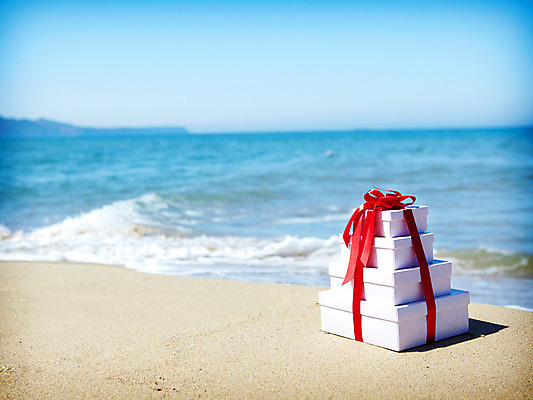 포토 JPG 주간 리본 모래 파도 바다 하늘 선물 풍경 이벤트 해변 사람없음 야외 여름 선물상자 모래사장 국내포토 자연요소 계절 상자 파일형식