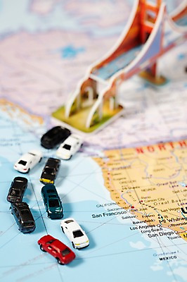 포토 JPG 스튜디오촬영 해외 나라 해외여행 여행 세계지도 지도 승용차 자동차 실내 사람없음 관광지 세계 모형 미국 미니어처 피규어 세계여행 오브젝트 금문교 샌프란시스코 가교 국내포토 건축물 육상교통 북아메리카 내부 다리_건축물 파일형식