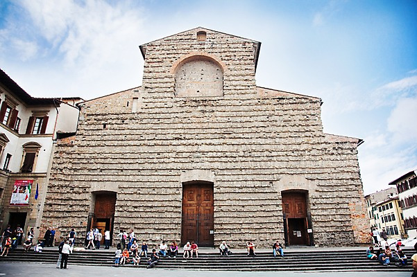 포토 JPG 주간 구름 해외풍경 해외 건축물 건축 유럽 고건축 유럽풍경 하늘 유럽건축 풍경 야외 건물 관광지 성당 이탈리아 도시 이탈리아문화 메디치 메디치가문성당 브루넬레스키 산로렌초성당 피렌체 국내포토 자연요소 나라 여행 서양건축 종교건축 유럽문화 파일형식