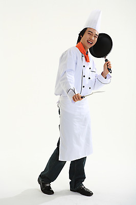 포토 JPG 스튜디오촬영 전신 직업 남자 포즈 모션 주방용품 실내 요리사모자 한명 미소 웃음 사람 동양인 20대 성인 주방장 요리사 앞치마 한국인 프라이팬 조리복 뒤집개 남자만 남자한명만 성인남자만 청년만 청년남자만 청년남자한명만 성인한명만 성인남자한명만 성인만 국내포토 모자_잡화 1 생활용품 유니폼 표정 인종 청년 내부 파일형식