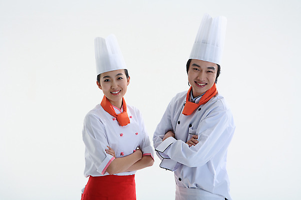 포토 JPG 스튜디오촬영 직업 여자 남자 포즈 모션 실내 요리사모자 미소 웃음 사람 동양인 상반신 20대 성인 두명 팔짱 주방장 요리사 앞치마 한국인 조리복 청년만 성인만 국내포토 모자_잡화 유니폼 표정 인종 청년 내부 파일형식