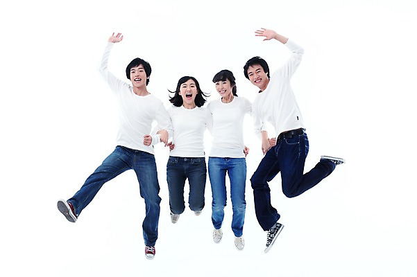 포토 JPG 스튜디오촬영 전신 학생 여자 남자 대학생 포즈 운동화 모션 실내 미소 웃음 사람 동양인 여러명 20대 청년 성인 캐주얼 친구 달리기 손잡기 점프 한국인 청바지 즐거움 동창 청년만 성인만 국내포토 옷 감정 다수 신발 바지 관계 표정 인종 내부 파일형식