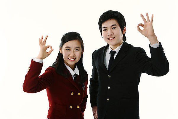 포토 JPG 스튜디오촬영 학생 여자 남자 교복 포즈 모션 청소년 고등학생 실내 서기 미소 웃음 사람 동양인 손짓 상반신 성인 두명 10대 한국인 OK 수험생 국내포토 옷 표정 인종 내부 파일형식