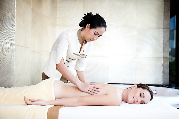 포토 JPG 서양인 외국인 해외기획촬영 여자 2010년태국 엎드리기 포즈 휴식 실내 건강 서기 사람 동양인 손짓 상반신 20대 성인 취미 두명 라이프 수건 뷰티 눈감음 마사지 편안함 마사지사 전신마사지 의료성형뷰티 여자만 성인여자만 청년만 청년여자만 성인만 국내포토 직업 컨셉 모션 인종 청년 내부 생활 위생용품 감각 파일형식