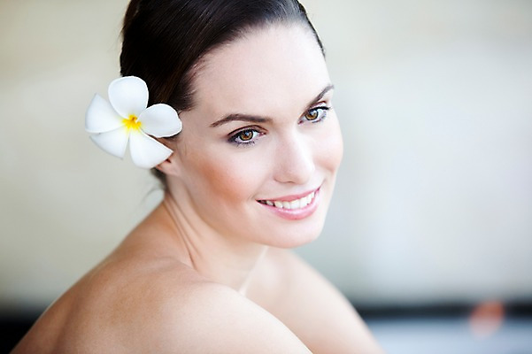 포토 JPG 서양인 외국인 백인 해외기획촬영 여자 꽃잎 꽃 2010년태국 포즈 휴식 실내 건강 한명 미소 웃음 사람 20대 성인 취미 라이프 뷰티 마사지 전신마사지 의료성형뷰티 여자만 여자한명만 성인여자만 청년만 청년여자만 성인한명만 청년여자한명만 성인여자한명만 성인만 국내포토 식물 1 컨셉 표정 인종 청년 내부 생활 파일형식