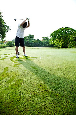 포토 JPG 주간 전신 나무 식물 해외기획촬영 남자 2010년태국 스포츠용품 스포츠 포즈 골프 공 스포츠시설 모션 골프장 필드 레저 골프공 골프용품 골프클럽 그림자 한명 들기 사람 동양인 잔디 20대 성인 야외 초록색 레포츠 구기 골프채 한국인 골퍼 스윙 샷 남자만 남자한명만 성인남자만 청년만 청년남자만 청년남자한명만 성인한명만 성인남자한명만 성인만 국내포토 자연요소 1 컬러 자세 운동선수 인종 청년 오브젝트 시설 파일형식
