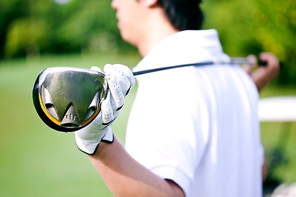 포토 JPG 주간 해외기획촬영 해외 남자 2010년태국 스포츠용품 스포츠 포즈 골프 스포츠시설 모션 골프장 필드 레저 골프용품 골프클럽 한명 들기 사람 동양인 잔디 20대 성인 야외 뒷모습 초록색 레포츠 구기 골프채 한국인 골퍼 골프장갑 남자만 남자한명만 성인남자만 청년만 청년남자만 청년남자한명만 성인한명만 성인남자한명만 성인만 국내포토 자연요소 식물 1 뷰포인트 컬러 장갑 운동선수 인종 청년 오브젝트 시설 파일형식