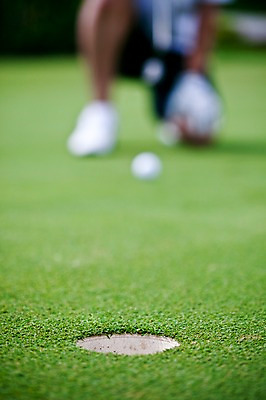 포토 JPG 주간 해외기획촬영 해외 남자 2010년태국 스포츠용품 스포츠 포즈 골프 공 스포츠시설 모션 골프장 필드 레저 골프공 골프용품 골프클럽 한명 사람 동양인 잔디 성인 야외 초록색 레포츠 구기 골프채 한국인 골퍼 남자만 남자한명만 성인남자만 성인만 국내포토 자연요소 식물 1 컬러 운동선수 인종 오브젝트 시설 파일형식