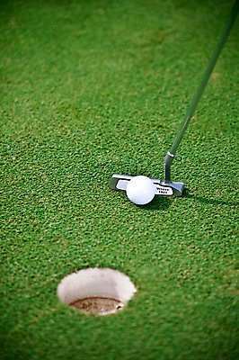 포토 JPG 주간 해외기획촬영 해외 2010년태국 스포츠용품 스포츠 골프 공 스포츠시설 골프장 필드 레저 골프공 골프용품 골프클럽 잔디 사람없음 야외 초록색 레포츠 구기 골프채 국내포토 자연요소 식물 컬러 오브젝트 시설 파일형식