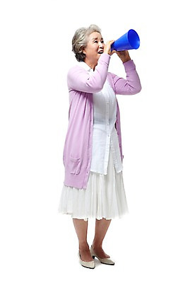 포토 JPG 스튜디오촬영 전신 모델 라이프스타일 여자 노년 할머니 포즈 안내 실내 한명 서기 미소 웃음 들기 누끼 사람 동양인 성인 라이프 실버라이프 확성기 한국인 실버 60대 알림 노인만 노인여자만 노인여자한명만 국내포토 1 모션 표정 인종 내부 생활 여자만 여자한명만 성인만 파일형식