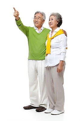 포토 JPG 스튜디오촬영 전신 모델 라이프스타일 부부 커플 여자 할아버지 노년 남자 행복 할머니 포즈 어깨동무 실내 서기 미소 웃음 누끼 사람 동양인 손짓 성인 두명 라이프 실버라이프 노부부 다정 한국인 가리킴 실버 60대 노인만 국내포토 감정 컨셉 관계 모션 표정 인종 내부 생활 성인만 파일형식