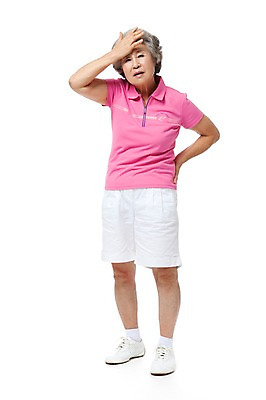 포토 JPG 스튜디오촬영 전신 모델 라이프스타일 여자 노년 할머니 포즈 실내 건강 한명 서기 누끼 사람 동양인 손짓 성인 라이프 실버라이프 운동복 머리 건강관리 고통 한국인 실버 60대 괴로움 두통 체육복 노인만 노인여자만 노인여자한명만 국내포토 1 옷 감정 모션 관리 인종 내부 생활 신체부위 질병 체육 여자만 여자한명만 성인만 파일형식