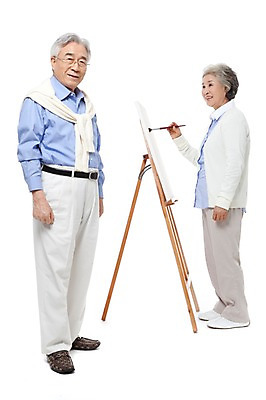 포토 JPG 스튜디오촬영 전신 모델 라이프스타일 부부 커플 여자 할아버지 노년 남자 행복 할머니 포즈 실내 미술 서기 미소 웃음 누끼 사람 동양인 성인 취미 두명 라이프 실버라이프 노부부 다정 미술도구 한국인 붓 그리기 실버 60대 스니커즈 이젤 그림 화구 노인만 평생교육 국내포토 교육 감정 운동화 컨셉 관계 모션 문화예술 표정 인종 내부 생활 오브젝트 성인만 파일형식