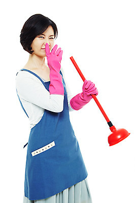 포토 JPG 스튜디오촬영 라이프스타일 여자 40대 중년 포즈 가사 모션 중년라이프 실내 한명 서기 들기 누끼 사람 동양인 상반신 성인 라이프 앞치마 한국인 찡그림 청소도구 청소 주부 고무장갑 뚫어뻥 여자만 여자한명만 중년만 중년여자만 중년여자한명만 국내포토 1 장갑 표정 인종 내부 생활 도구 고무 성인만 파일형식