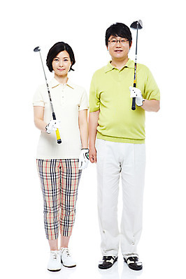 포토 JPG 스튜디오촬영 전신 라이프스타일 부부 커플 여자 남자 행복 스포츠용품 스포츠 40대 중년 포즈 골프 모션 중년라이프 레저용품 레저 골프용품 골프클럽 실내 건강 사랑 서기 미소 웃음 누끼 사람 동양인 성인 취미 두명 라이프 레포츠 운동 건강관리 화목 다정 골프채 한국인 골프웨어 중년부부 중년만 국내포토 옷 감정 컨셉 관계 표정 관리 인종 내부 생활 구기 오브젝트 성인만 파일형식