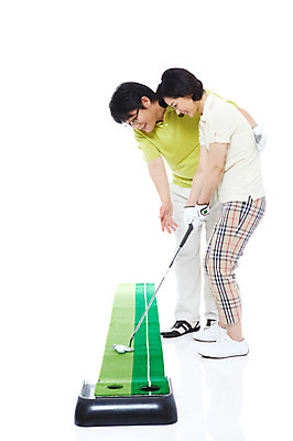 포토 JPG 스튜디오촬영 전신 라이프스타일 부부 커플 여자 남자 행복 스포츠용품 스포츠 40대 중년 포즈 골프 공 모션 중년라이프 레저용품 레저 골프공 골프용품 골프클럽 실내 건강 사랑 서기 미소 웃음 누끼 사람 동양인 성인 취미 두명 라이프 레포츠 운동 건강관리 화목 다정 골프채 한국인 가르침 골프웨어 중년부부 골프연습 중년만 국내포토 옷 교육 감정 컨셉 관계 표정 관리 인종 내부 생활 구기 연습 오브젝트 성인만 파일형식