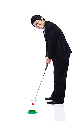 포토 JPG 스튜디오촬영 전신 라이프스타일 남자 스포츠용품 스포츠 40대 중년 포즈 골프 비즈니스 공 모션 중년라이프 레저용품 레저 골프공 골프용품 골프클럽 실내 건강 한명 서기 미소 웃음 누끼 사람 동양인 정장 성인 취미 라이프 레포츠 운동 건강관리 골프채 한국인 비즈니스맨 남자만 남자한명만 중년만 중년남자만 중년남자한명만 국내포토 1 옷 표정 관리 인종 내부 생활 구기 직장인 오브젝트 성인만 파일형식