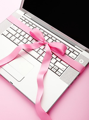 포토 JPG 스튜디오촬영 리본 분홍색 백그라운드 포장 실내 선물 사람없음 장식 노트북 컴퓨터 오브젝트 매듭 리본백그라운드 국내포토 컬러 내부 전자제품 파일형식