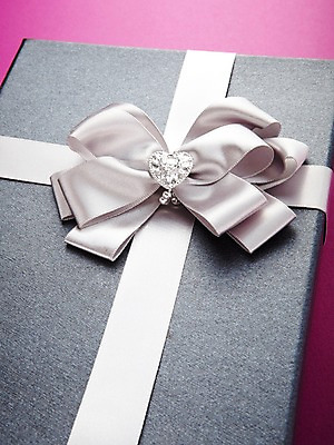 포토 JPG 스튜디오촬영 리본 백그라운드 실내 선물 사람없음 선물상자 상자 오브젝트 리본백그라운드 큐빅 국내포토 내부 광석 파일형식