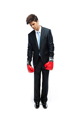 포토 JPG 스튜디오촬영 전신 서양인 외국인 해외기획촬영 남자 2010년태국 스포츠용품 포즈 비즈니스 모션 실내 한명 서기 누끼 사람 정장 손짓 20대 성인 비즈니스라이프 글로벌비즈니스 경쟁 글러브 권투글러브 직장인 비즈니스맨 좌절 권투용품 낙담 남자만 남자한명만 성인남자만 청년만 청년남자만 청년남자한명만 성인한명만 성인남자한명만 성인만 국내포토 직업 1 라이프스타일 옷 감정 스포츠 장갑 컨셉 인종 청년 내부 글로벌 권투 오브젝트 파일형식