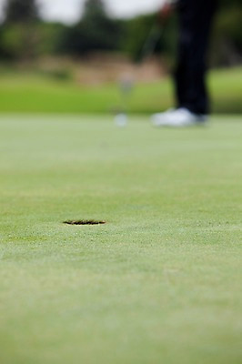 포토 JPG 주간 해외기획촬영 해외 남자 2010년태국 스포츠용품 스포츠 골프 스포츠시설 골프장 필드 레저 골프용품 한명 사람 성인 야외 초록색 레포츠 구기 남자만 남자한명만 성인남자만 성인만 국내포토 자연요소 1 컬러 오브젝트 시설 파일형식