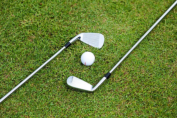 포토 JPG 주간 해외기획촬영 해외 2010년태국 스포츠용품 스포츠 골프 스포츠시설 골프장 필드 레저 골프공 골프용품 골프클럽 잔디 사람없음 야외 초록색 레포츠 구기 골프채 국내포토 자연요소 식물 컬러 공 오브젝트 시설 파일형식