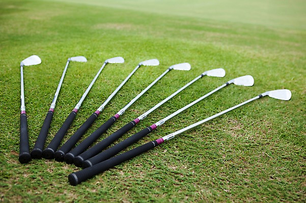 포토 JPG 주간 해외기획촬영 해외 2010년태국 스포츠용품 스포츠 골프 스포츠시설 골프장 필드 레저 골프용품 골프클럽 잔디 사람없음 야외 초록색 레포츠 구기 골프채 국내포토 자연요소 식물 컬러 오브젝트 시설 파일형식