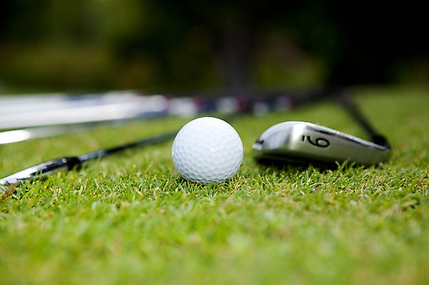 포토 JPG 주간 해외기획촬영 해외 2010년태국 스포츠용품 스포츠 골프 스포츠시설 골프장 필드 레저 골프공 골프용품 골프클럽 근접촬영 잔디 사람없음 야외 초록색 레포츠 구기 골프채 국내포토 자연요소 식물 뷰포인트 컬러 공 오브젝트 시설 파일형식