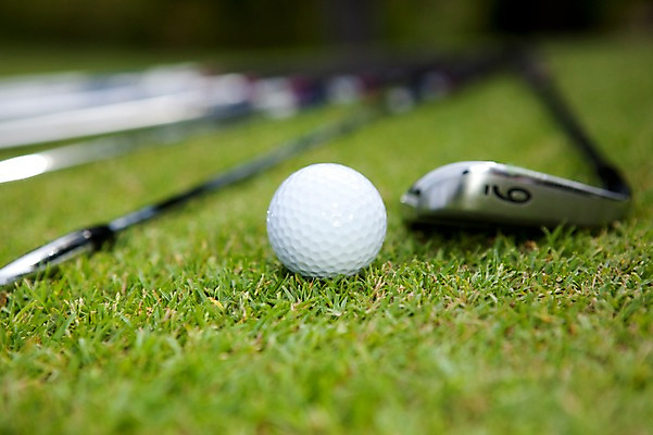 포토 JPG 주간 해외기획촬영 해외 2010년태국 스포츠용품 스포츠 골프 스포츠시설 골프장 필드 레저 골프공 골프용품 골프클럽 근접촬영 잔디 사람없음 야외 초록색 레포츠 구기 골프채 국내포토 자연요소 식물 뷰포인트 컬러 공 오브젝트 시설 파일형식