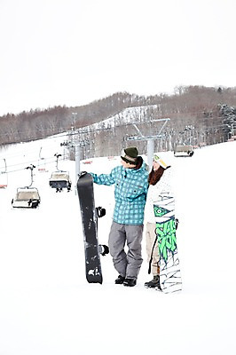 포토 JPG 나무 식물 해외기획촬영 라이프스타일 커플 계절 여자 남자 행복 스포츠용품 스포츠 여행 포즈 겨울 스포츠시설 2010년일본 모션 자연 레저 겨울스포츠 스키장 고글 사랑 서기 미소 웃음 사람 동양인 20대 성인 두명 라이프 레포츠 설원 일본 다정 장비 한국인 스노우보드 보드 일본여행 레포츠용품 스키복 보드장비 청년만 성인만 국내포토 옷 감정 아시아 해외여행 컨셉 관계 스키 눈_날씨 표정 인종 청년 생활 보드_스포츠 오브젝트 시설 생태계 파일형식