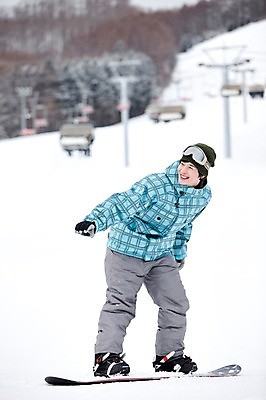 포토 JPG 나무 식물 해외기획촬영 라이프스타일 계절 남자 스포츠용품 스포츠 여행 포즈 겨울 스포츠시설 2010년일본 모션 자연 레저 겨울스포츠 스키장 고글 한명 미소 웃음 사람 동양인 20대 성인 라이프 레포츠 설원 일본 장비 한국인 스노우보드 보드 일본여행 레포츠용품 스키복 보드장비 남자만 성인남자만 청년만 청년남자만 성인만 국내포토 1 옷 아시아 해외여행 스키 표정 인종 청년 생활 눈 보드_스포츠 오브젝트 시설 생태계 파일형식