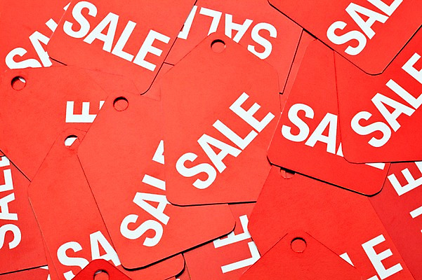 포토 JPG 스튜디오촬영 백그라운드 실내 사람없음 빨간색 쇼핑 꼬리표 세일 오브젝트 국내포토 컬러 내부 라벨 파일형식