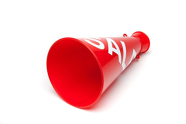 포토 JPG 스튜디오촬영 알파벳 안내 실내 사람없음 빨간색 쇼핑 세일 스피커 확성기 알림 오브젝트 국내포토 영어 컬러 음향기기 내부 파일형식