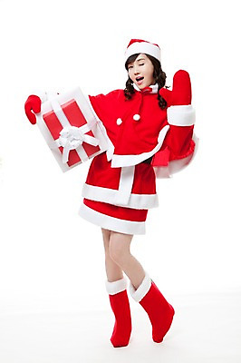 포토 JPG 스튜디오촬영 전신 여자 포즈 크리스마스 산타모자 모션 산타옷 선물 윙크 장화 한명 서기 들기 누끼 사람 동양인 이벤트 20대 앞모습 선물상자 파티 한국인 인사 산타장갑 여자만 여자한명만 성인여자만 청년만 청년여자만 성인한명만 청년여자한명만 성인여자한명만 성인만 국내포토 모자_잡화 1 옷 기념일 뷰포인트 장갑 신발 실내 표정 인종 청년 상자 예절 파일형식