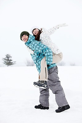 포토 JPG 주간 전신 해외기획촬영 커플 계절 여자 남자 여행 포즈 겨울 2010년일본 모션 자연 팔벌리기 스키장 웃음 사람 동양인 20대 성인 야외 두명 옆모습 설원 한국인 눈 겨울여행 즐거움 스키복 업기 눈내림 청년만 성인만 국내포토 자연요소 옷 감정 뷰포인트 관계 날씨 스키 눈_날씨 표정 인종 청년 생태계 파일형식