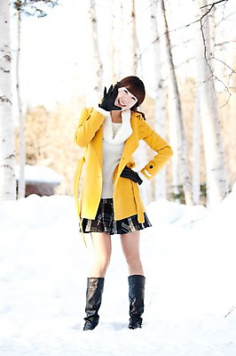 포토 JPG 주간 전신 나무 해외기획촬영 계절 공원 여자 여행 포즈 장갑 겨울 2010년일본 모션 자연 부츠 한명 서기 사람 동양인 손짓 20대 성인 야외 노란색 한국인 코트 눈 숲 겨울여행 가죽장갑 여자만 여자한명만 성인여자만 청년만 청년여자만 성인한명만 청년여자한명만 성인여자한명만 성인만 국내포토 자연요소 식물 1 잡화 공공시설 컬러 신발 날씨 인종 청년 외투 생태계 파일형식
