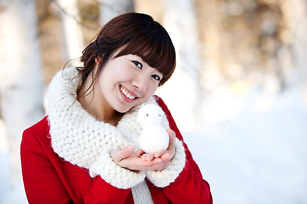 포토 JPG 주간 해외기획촬영 계절 공원 여자 여행 겨울 2010년일본 자연 눈사람 한명 웃음 들기 사람 동양인 상반신 20대 성인 야외 한국인 눈 숲 겨울여행 즐거움 보여주기 빨간코트 여자만 여자한명만 성인여자만 청년만 청년여자만 성인한명만 청년여자한명만 성인여자한명만 성인만 국내포토 자연요소 1 공공시설 감정 모션 날씨 표정 인종 청년 생태계 파일형식