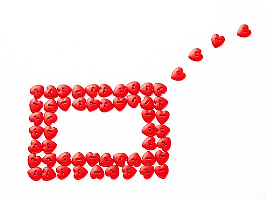 포토 JPG 스튜디오촬영 백그라운드 단추 실내 사람없음 장식 빨간색 여러개 하트 바느질도구 오브젝트 국내포토 모양 컬러 다수 내부 파일형식