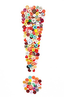 포토 JPG 스튜디오촬영 모양 기호 백그라운드 단추 실내 사람없음 컬러풀 느낌표 바느질도구 오브젝트 국내포토 문자 컬러 내부 파일형식