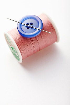 포토 JPG 스튜디오촬영 백그라운드 단추 실내 사람없음 바늘 실 바느질도구 오브젝트 실타래 국내포토 내부 도구 파일형식