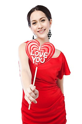포토 JPG 스튜디오촬영 서양인 외국인 해외기획촬영 여자 기념일 행복 2010년태국 커플라이프 포즈 모션 화이트데이 실내 막대사탕 사탕 선물 사랑 한명 서기 미소 웃음 들기 사람 이벤트 상반신 20대 성인 하트 여자만 여자한명만 성인여자만 청년만 청년여자만 성인한명만 청년여자한명만 성인여자한명만 성인만 국내포토 모양 1 라이프스타일 커플 감정 데이이벤트 디저트 표정 인종 청년 내부 파일형식 음식 관계 생활