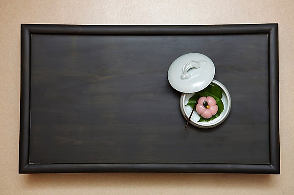 포토 JPG 그릇 한식 음식 떡 쟁반 사람없음 전통음식 국내포토 전통 식기 파일형식